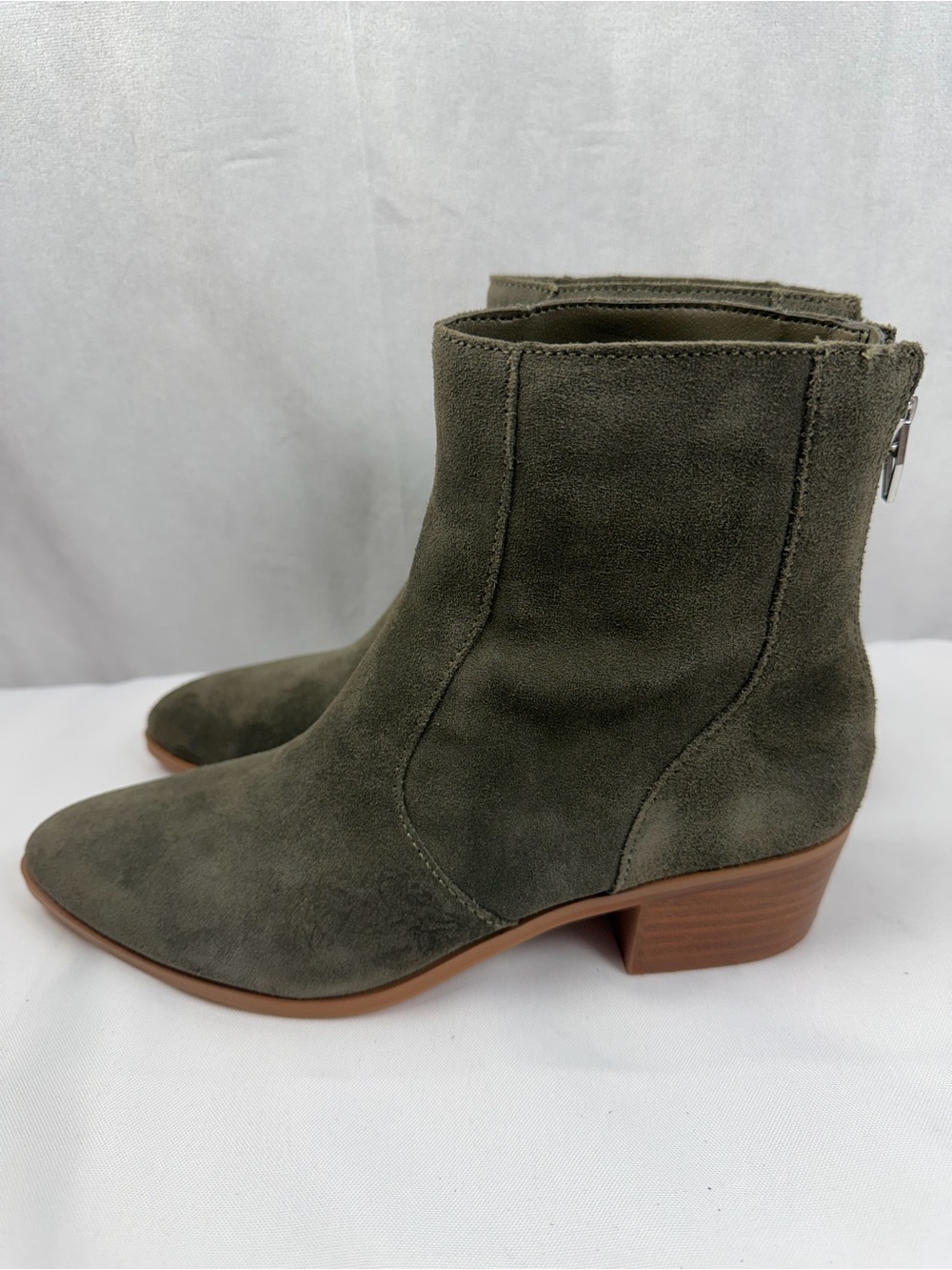 Dolce Vita Suede Ankle Booties Boots with Zippers Green Womens Size 8 NEW